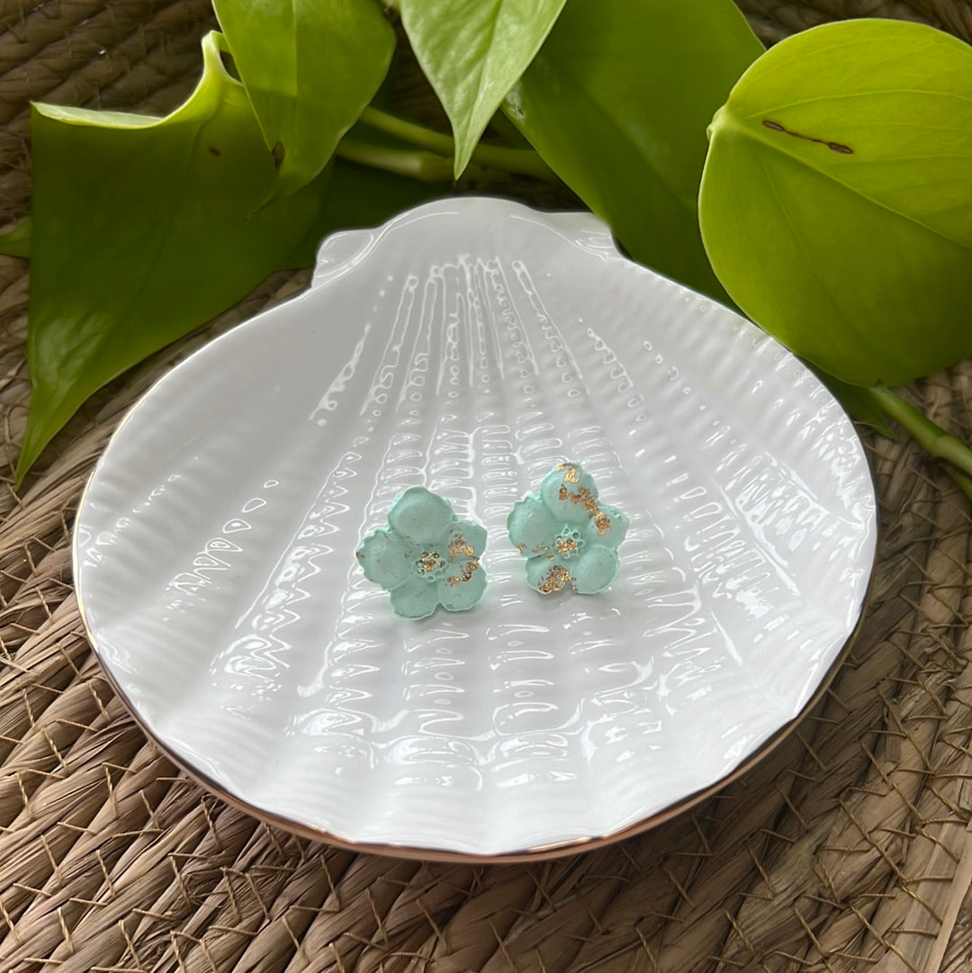 Floral Fantasy Pansy Studs - Mint Green