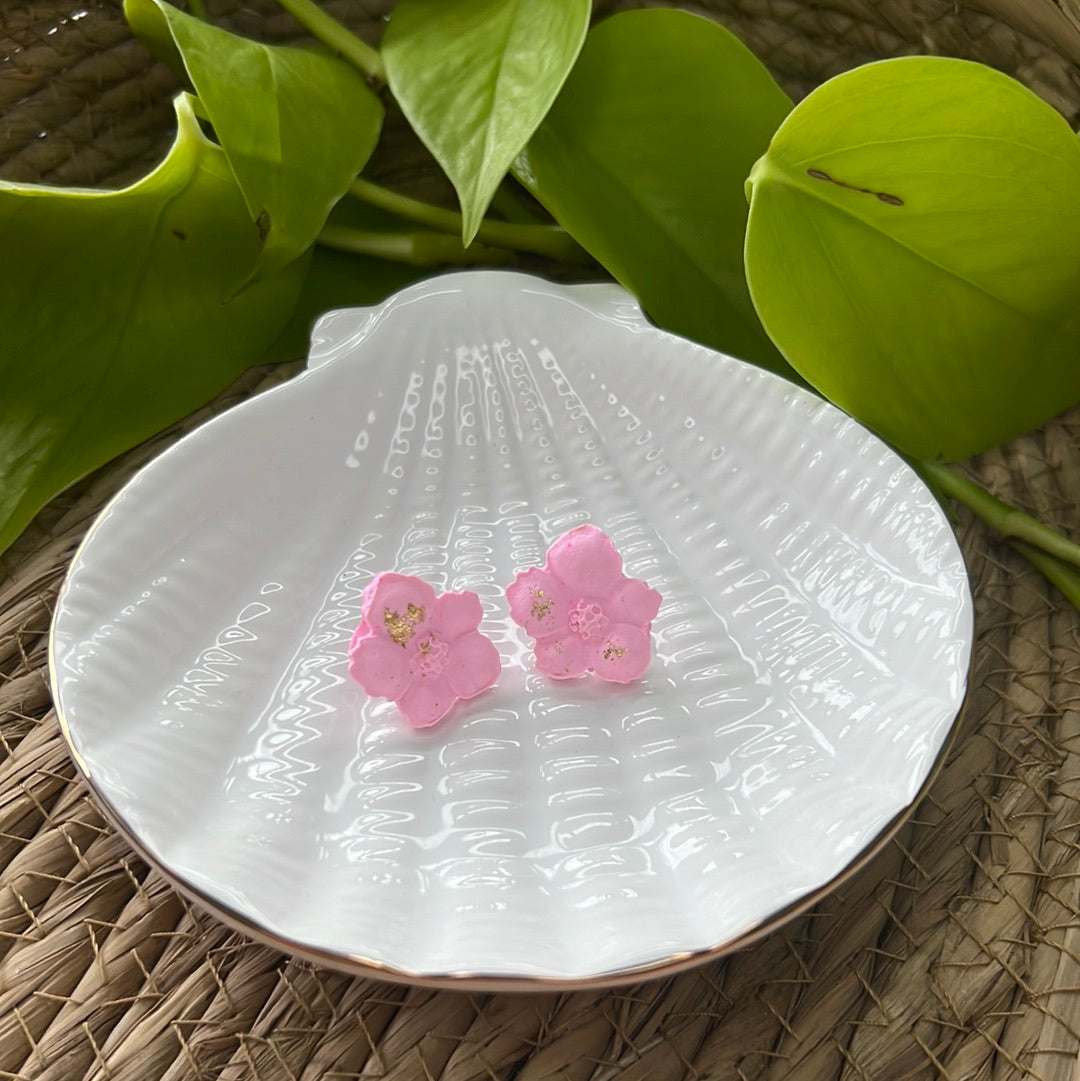 Floral Fantasy Pansy Studs - Bright Pink